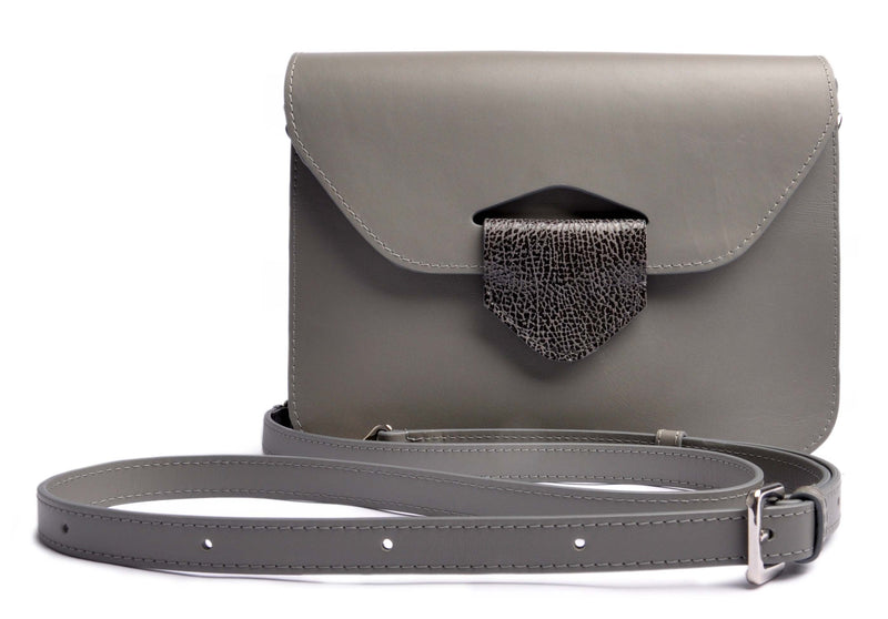 Crossover Bag . ARROW Box. satin-finished calfskin in grey. OSTWALD Leather Manufactory