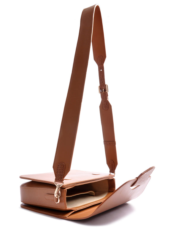 OSTWALD Bags . ARROW BOX . SHOULDERBAG . with 2 inner compartments and a mobile phone pocket . Color Cognac